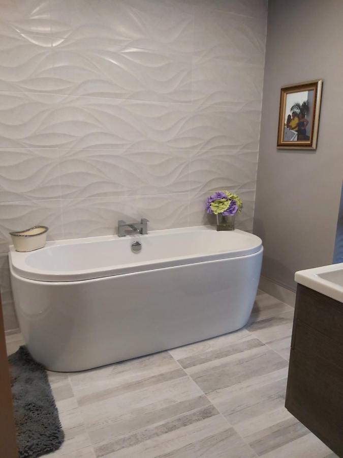 Bed and Breakfast Ayala Portstewart Esterno foto